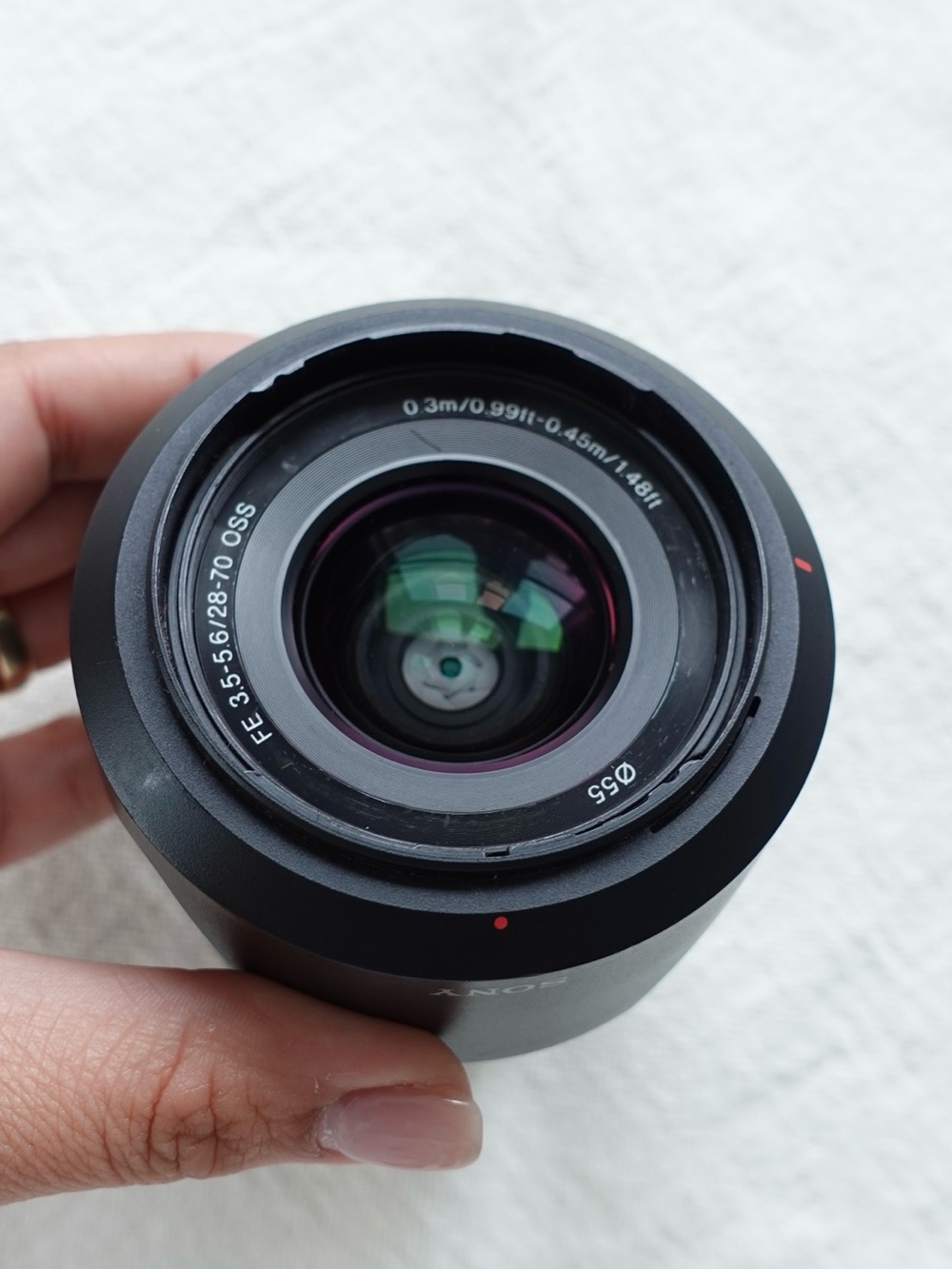 Sony FE 28-70mm f/3.5-5.6 OSS Full Frame E-Mount Zoom Lens (SEL2870) - Picture 6 of 7